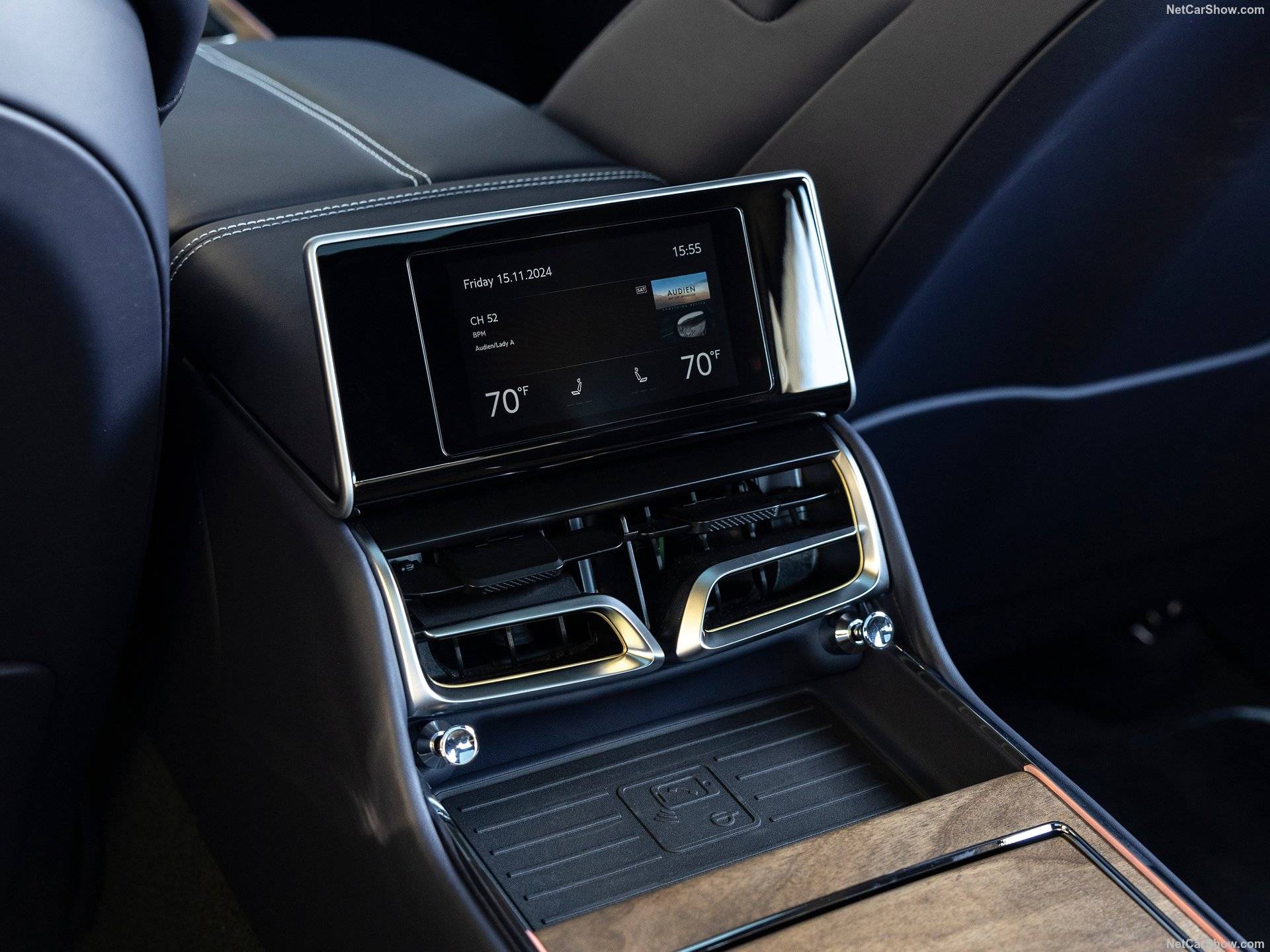 2025 Bentley Flying Spur Speed