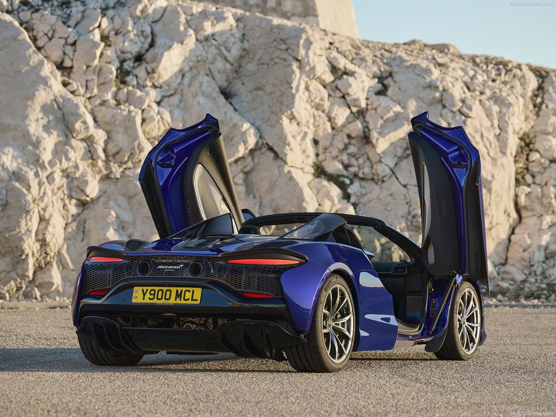 2025 McLaren Artura Spider