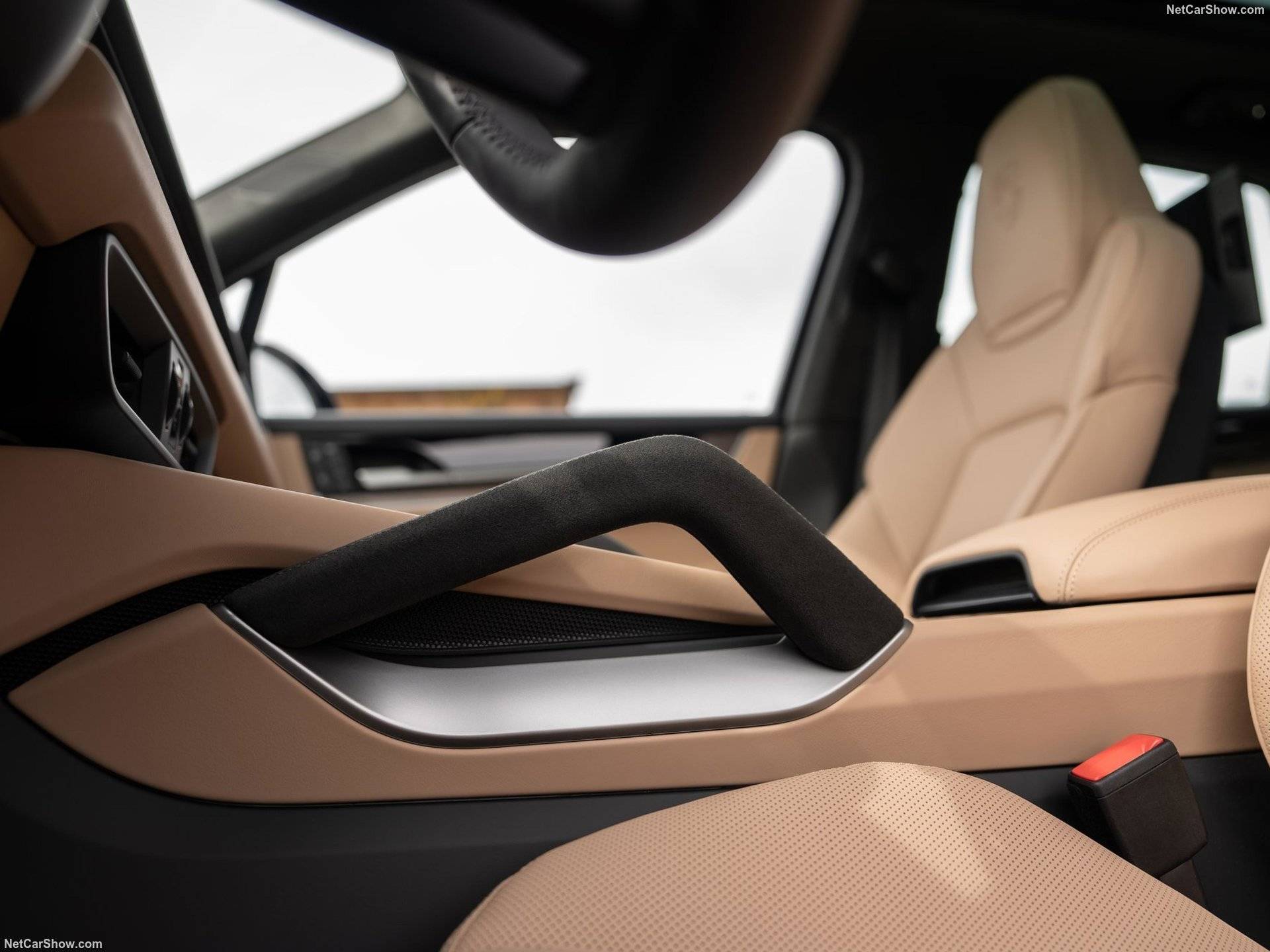 2024 Porsche Cayenne S