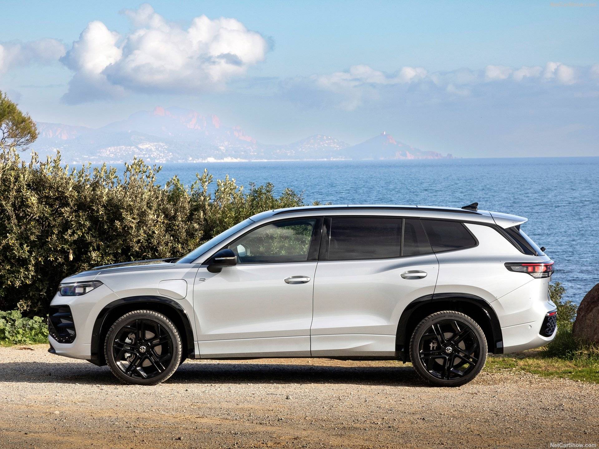 2025 Volkswagen Tayron