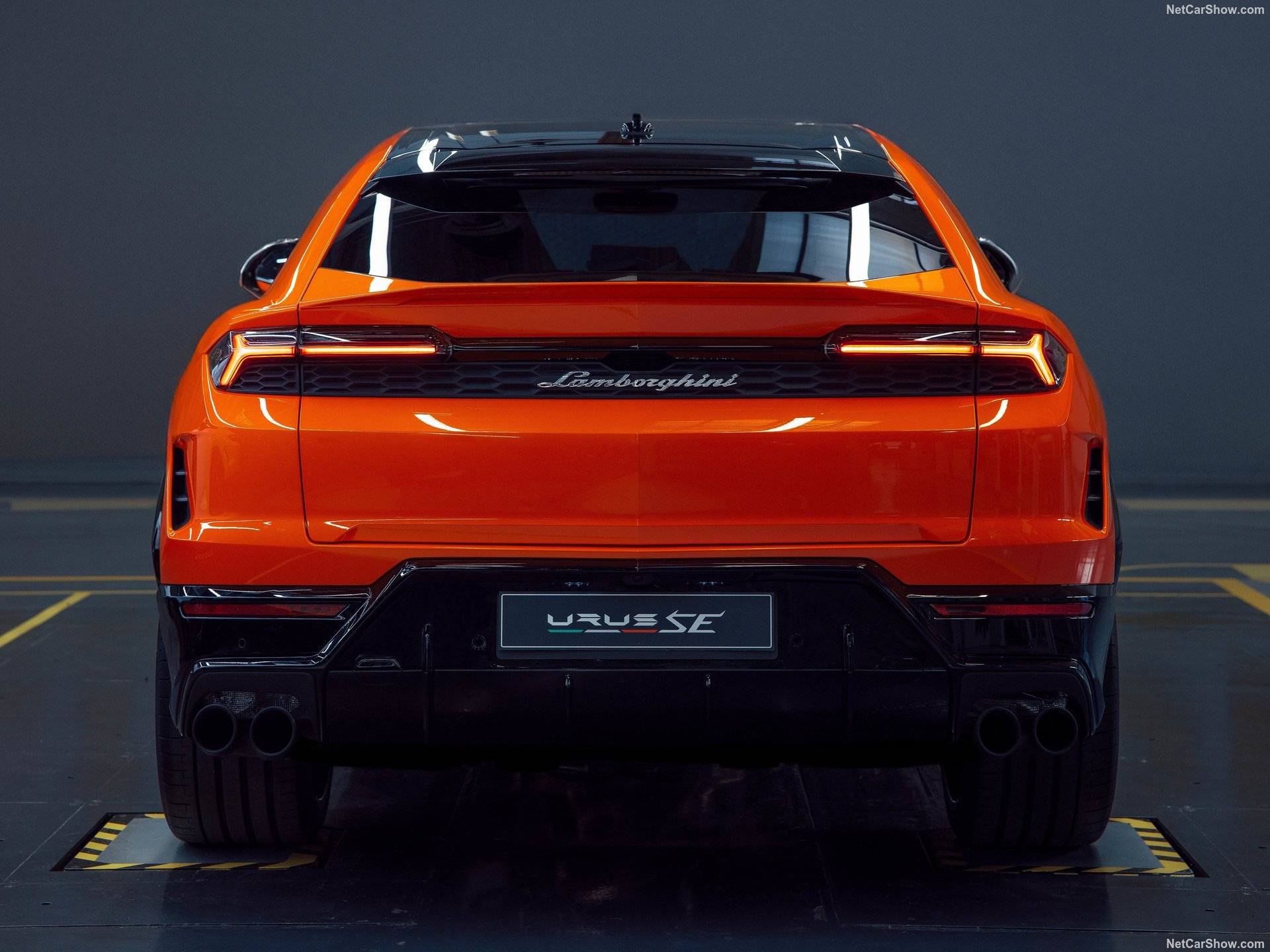 2025 Lamborghini Urus SE