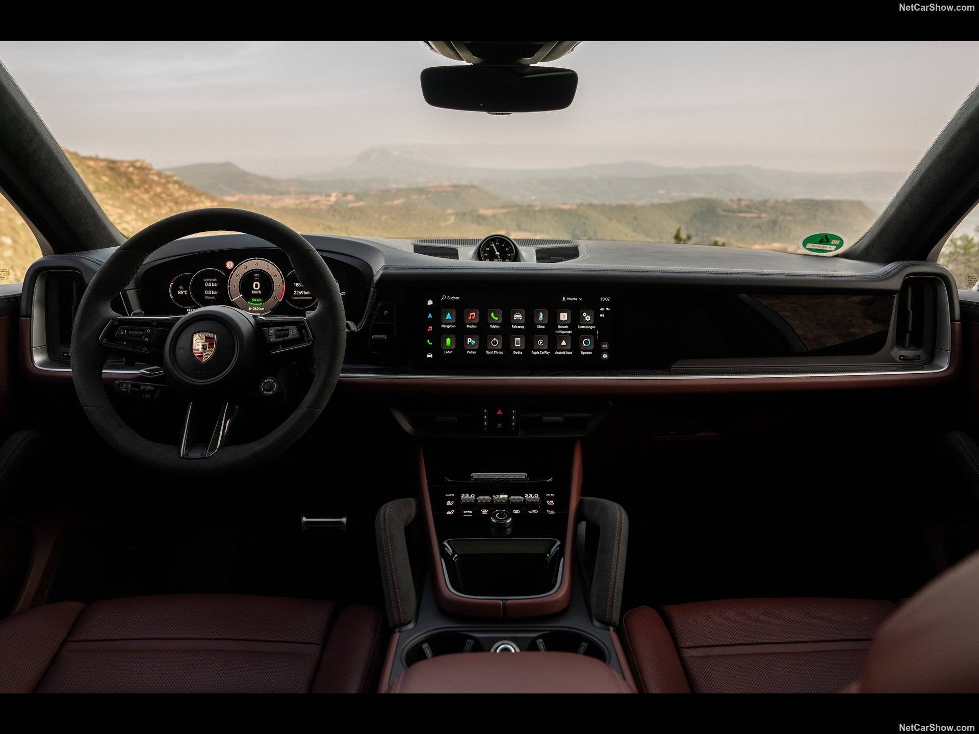 2024 Porsche Cayenne Turbo E-Hybrid Coupe
