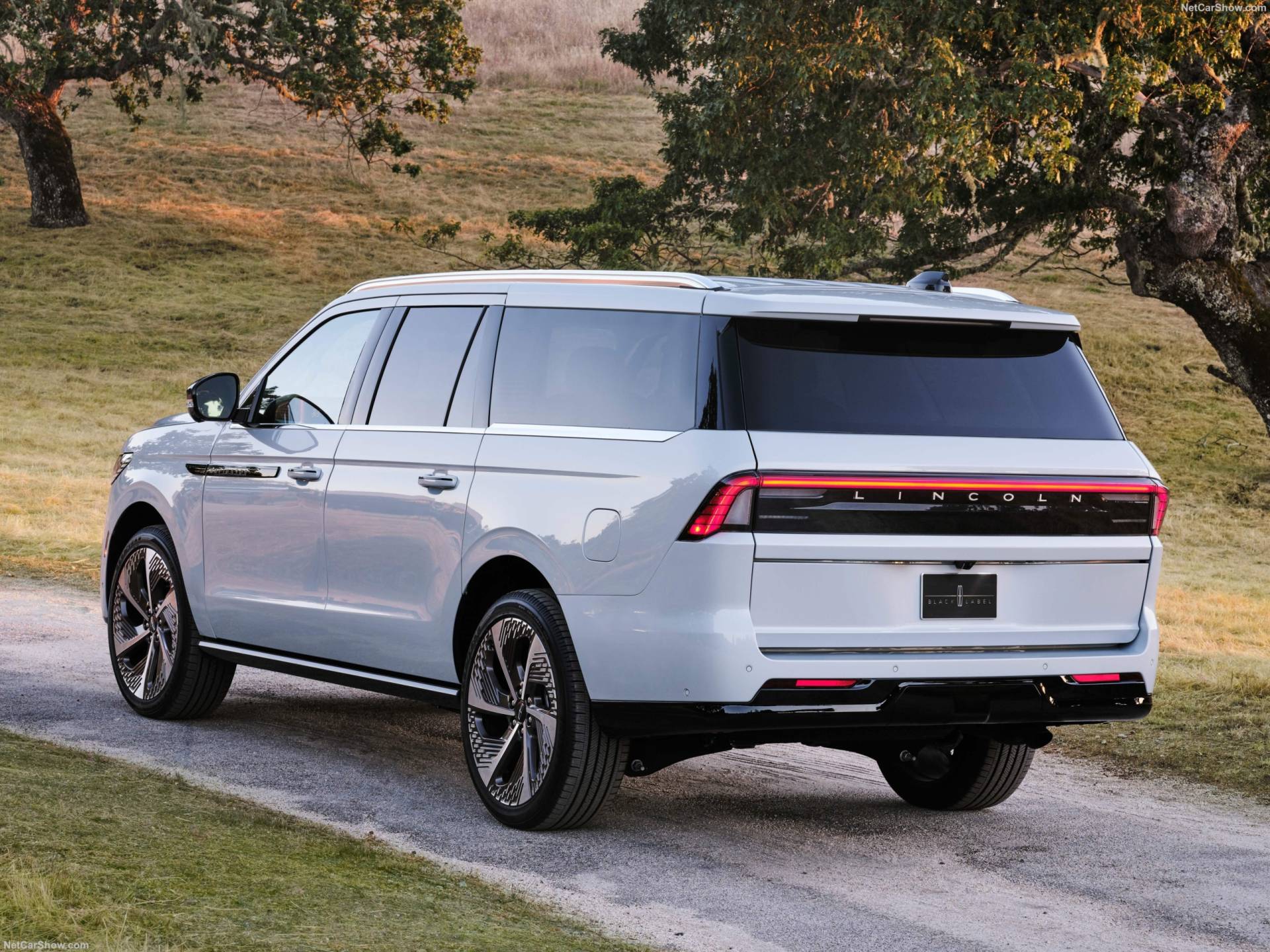 2025 Lincoln Navigator