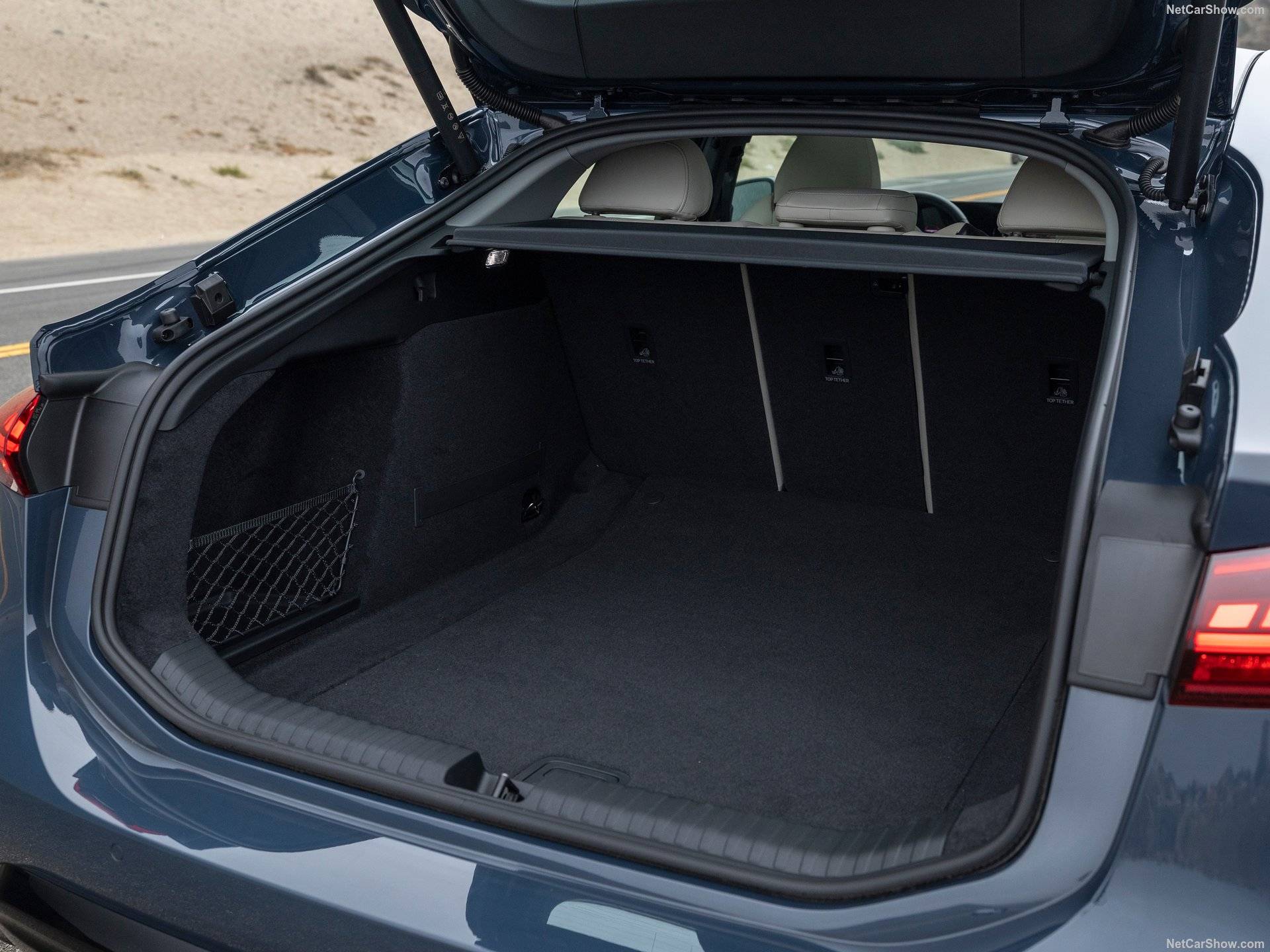 2025 Audi A6 Sportback e-tron quattro