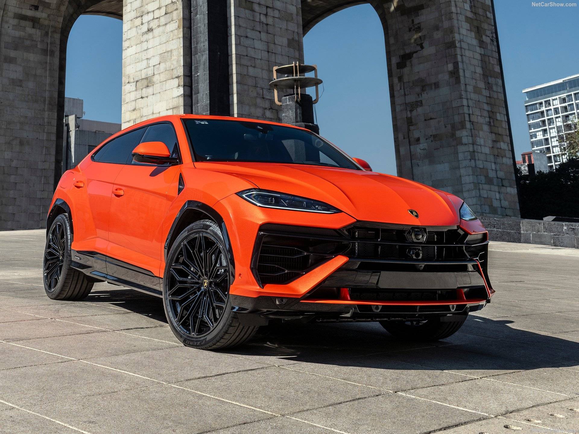 2025 Lamborghini Urus SE