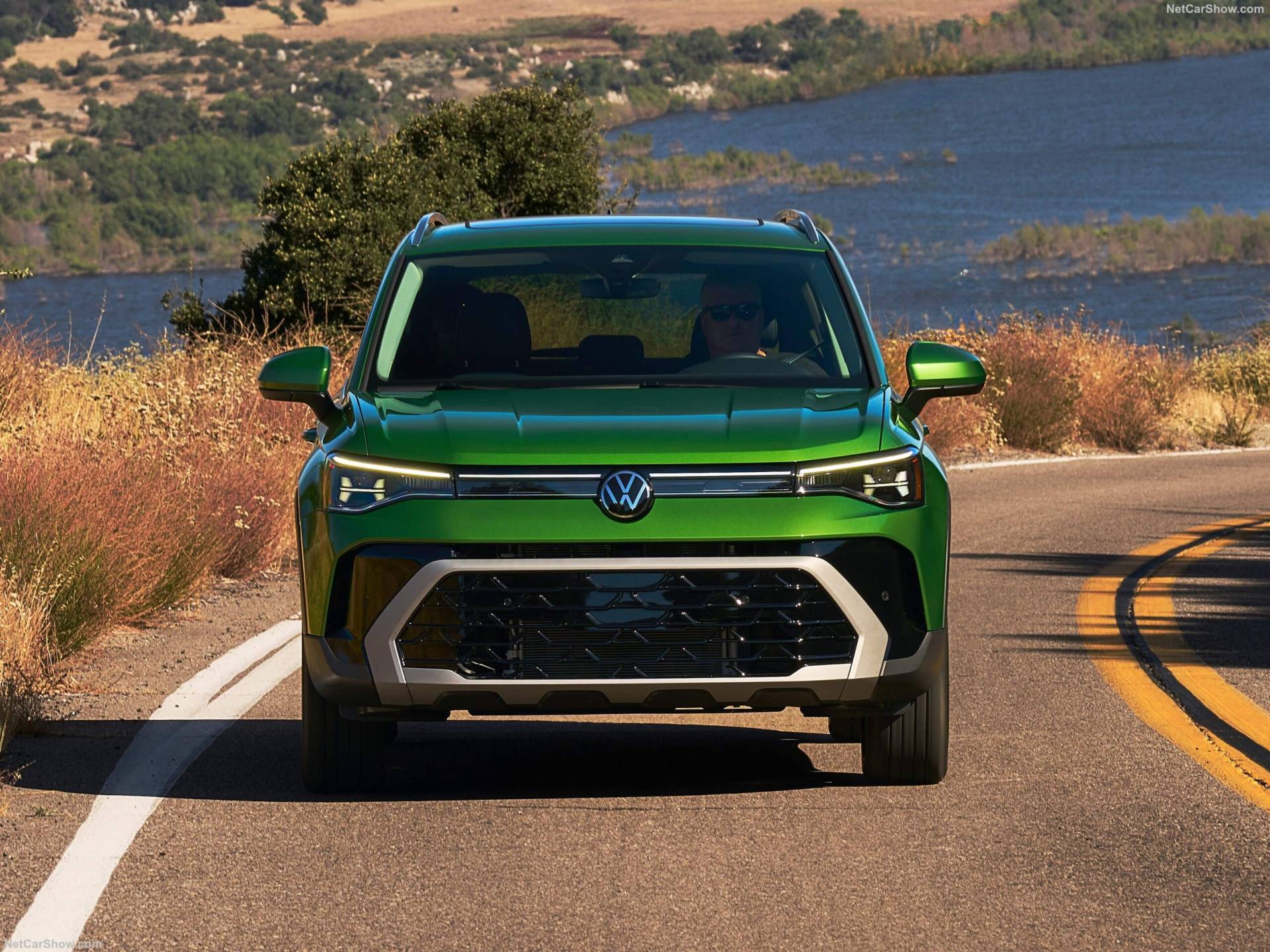 2025 Volkswagen Taos