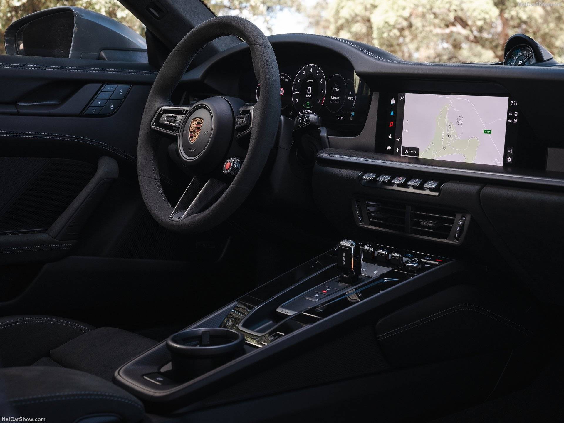 2025 Porsche 911 Carrera GTS