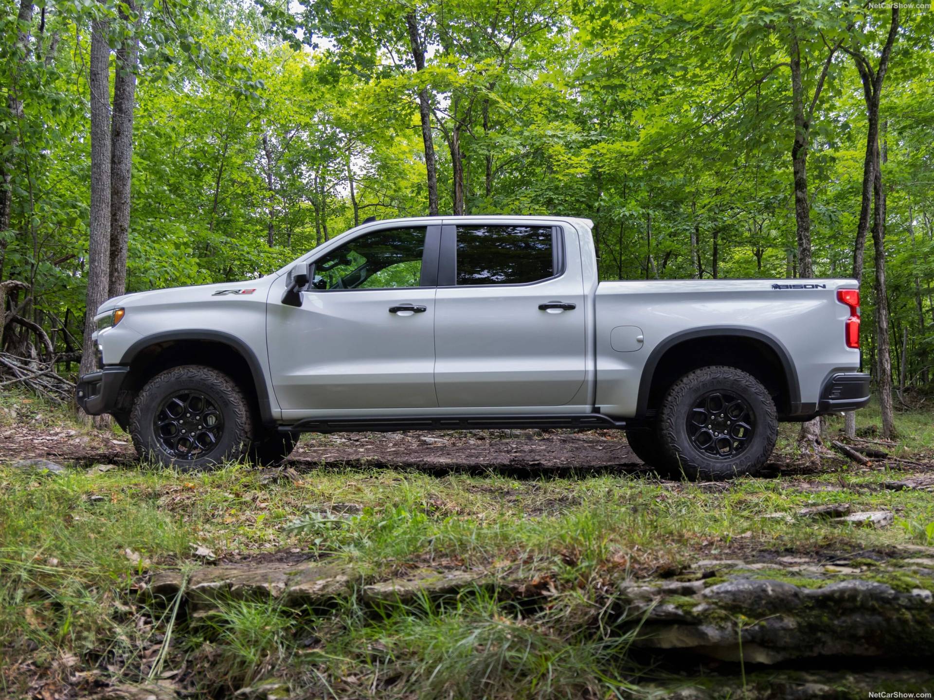 2025 Chevrolet Silverado