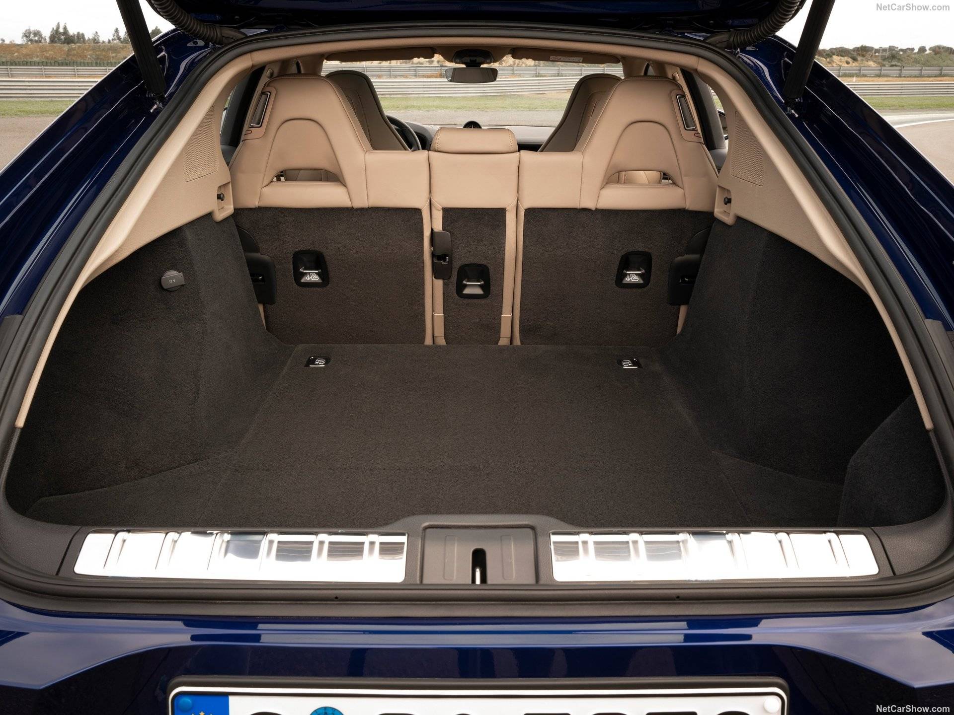 2024 Porsche Panamera 4