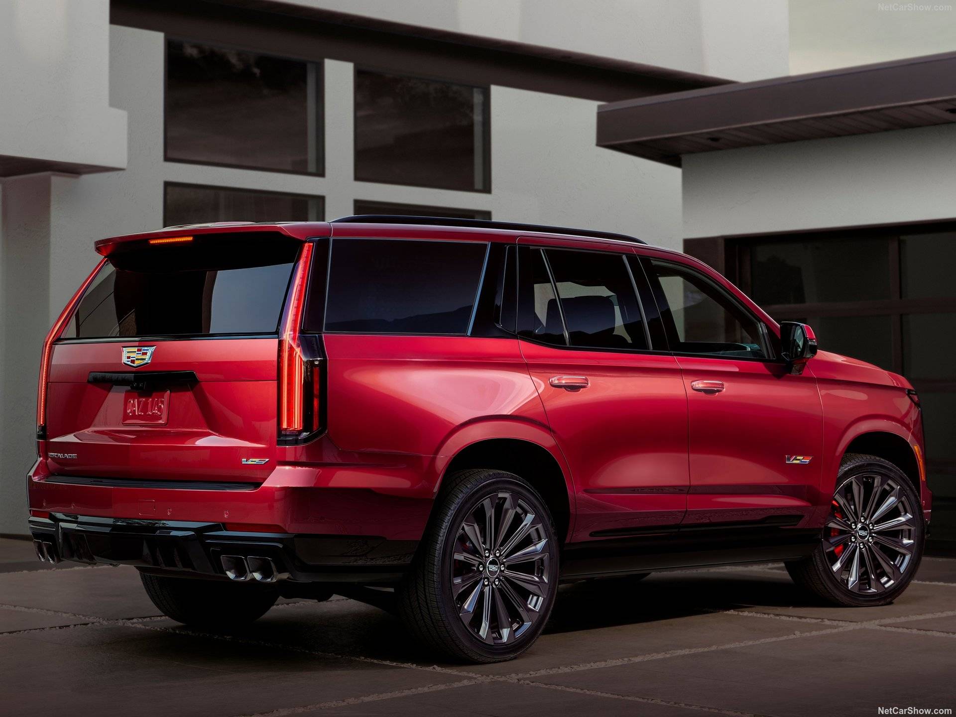 2025 Cadillac Escalade-V