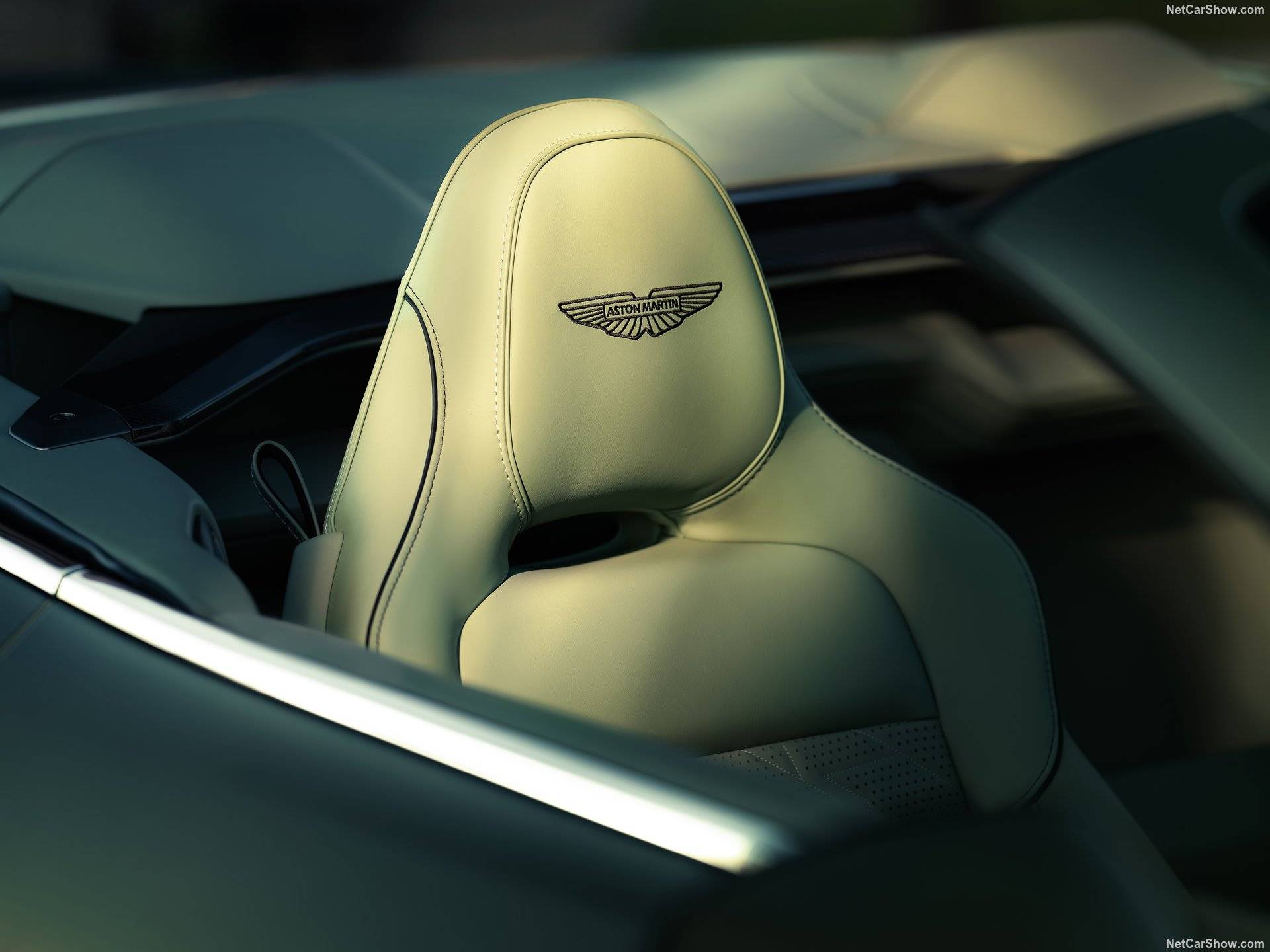 2026 Aston Martin Vanquish Volante