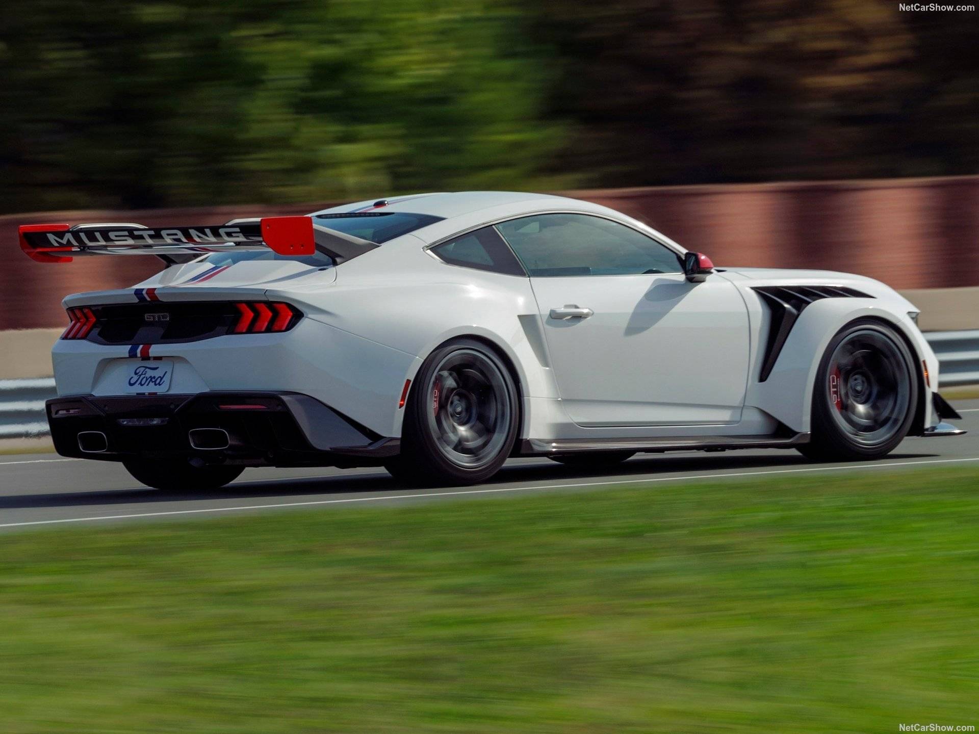 2025 Ford Mustang GTD Spirit of America