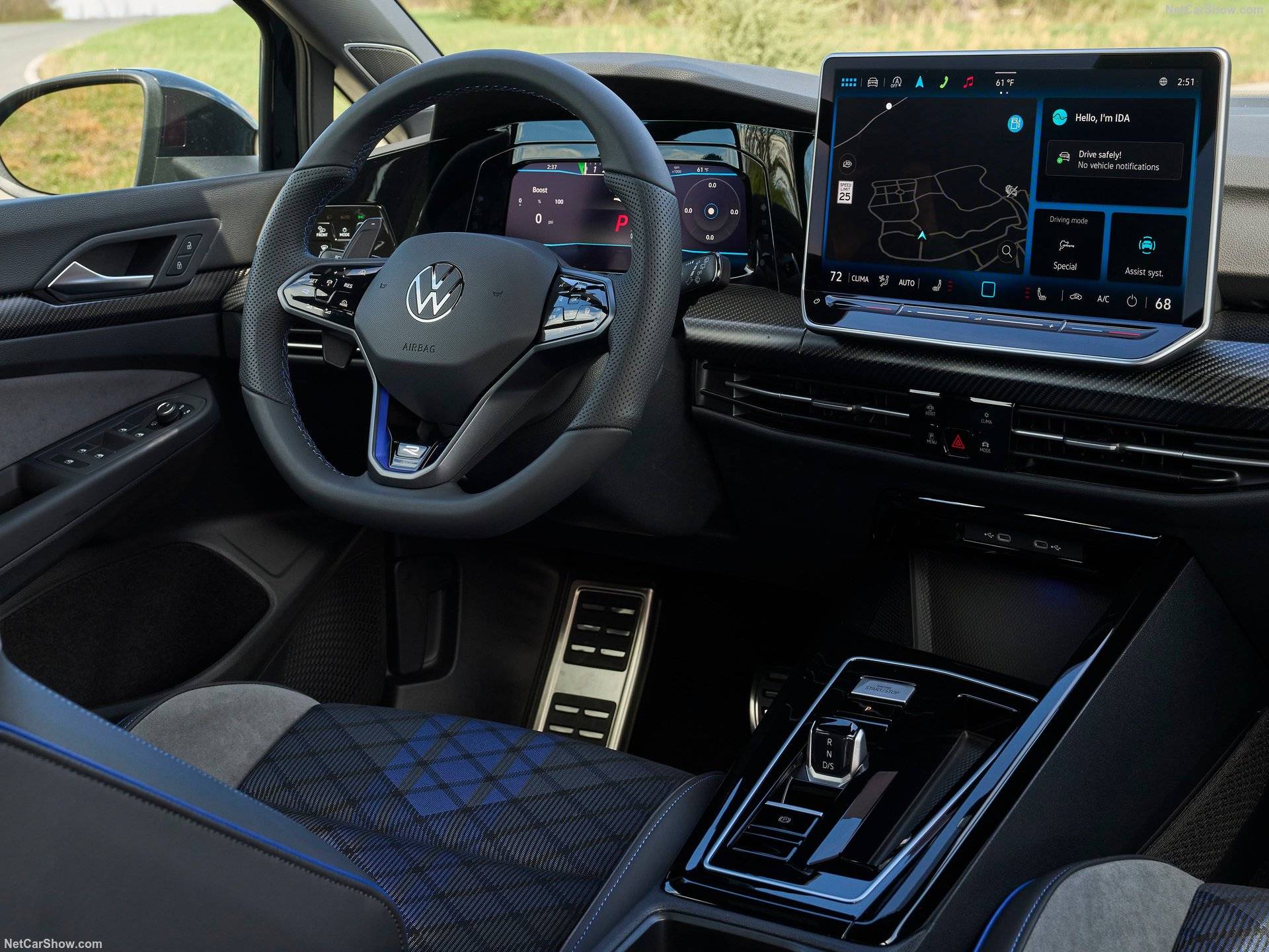 2025 Volkswagen Golf R Black Edition